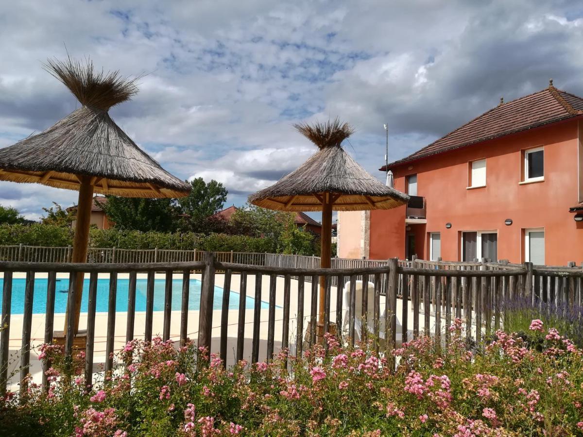 "Chezvero46" Residence 3 Etoiles Avec Piscine, Wifi Et Velos Prayssac Exterior photo