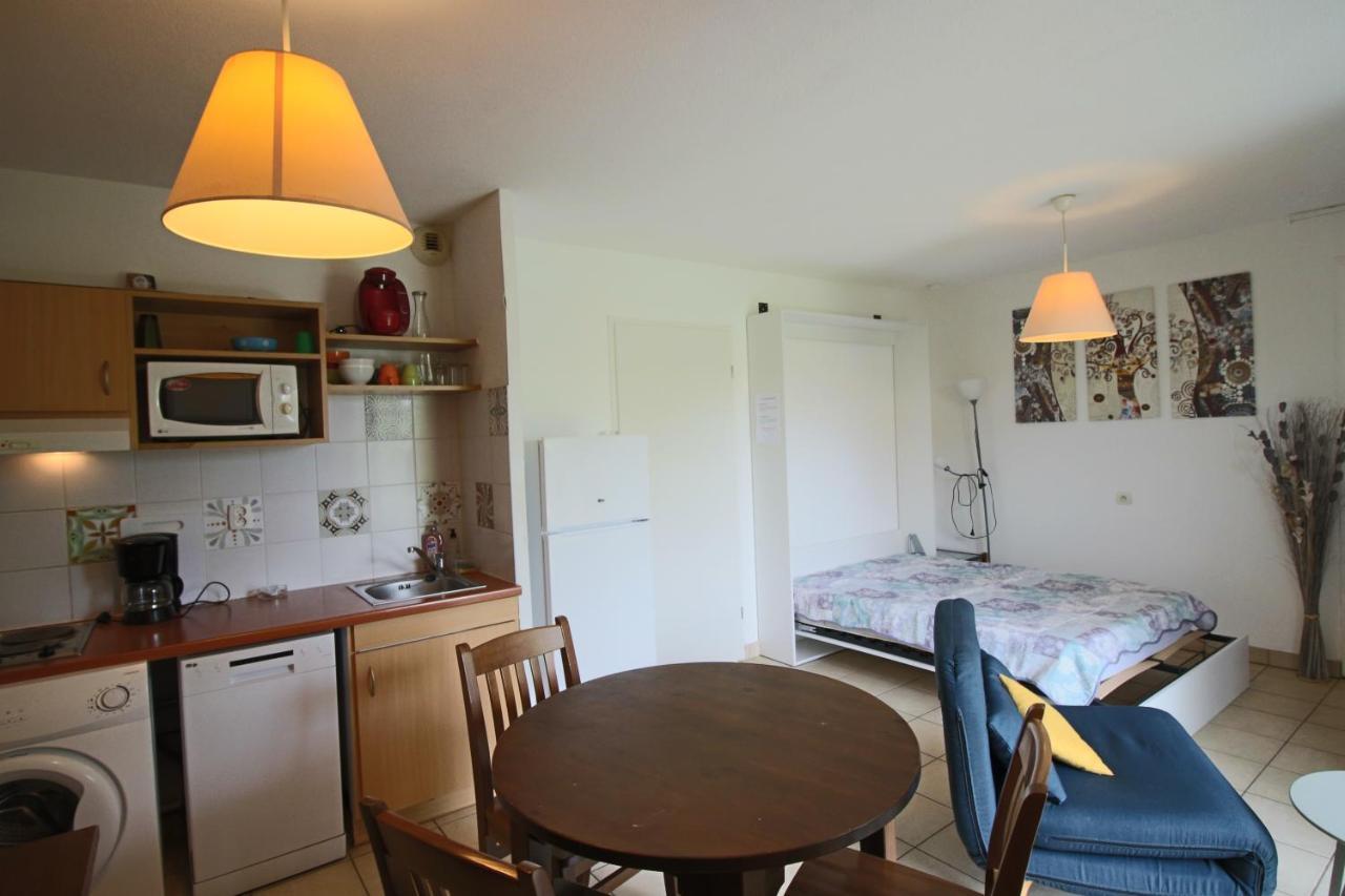 "Chezvero46" Residence 3 Etoiles Avec Piscine, Wifi Et Velos Prayssac Exterior photo